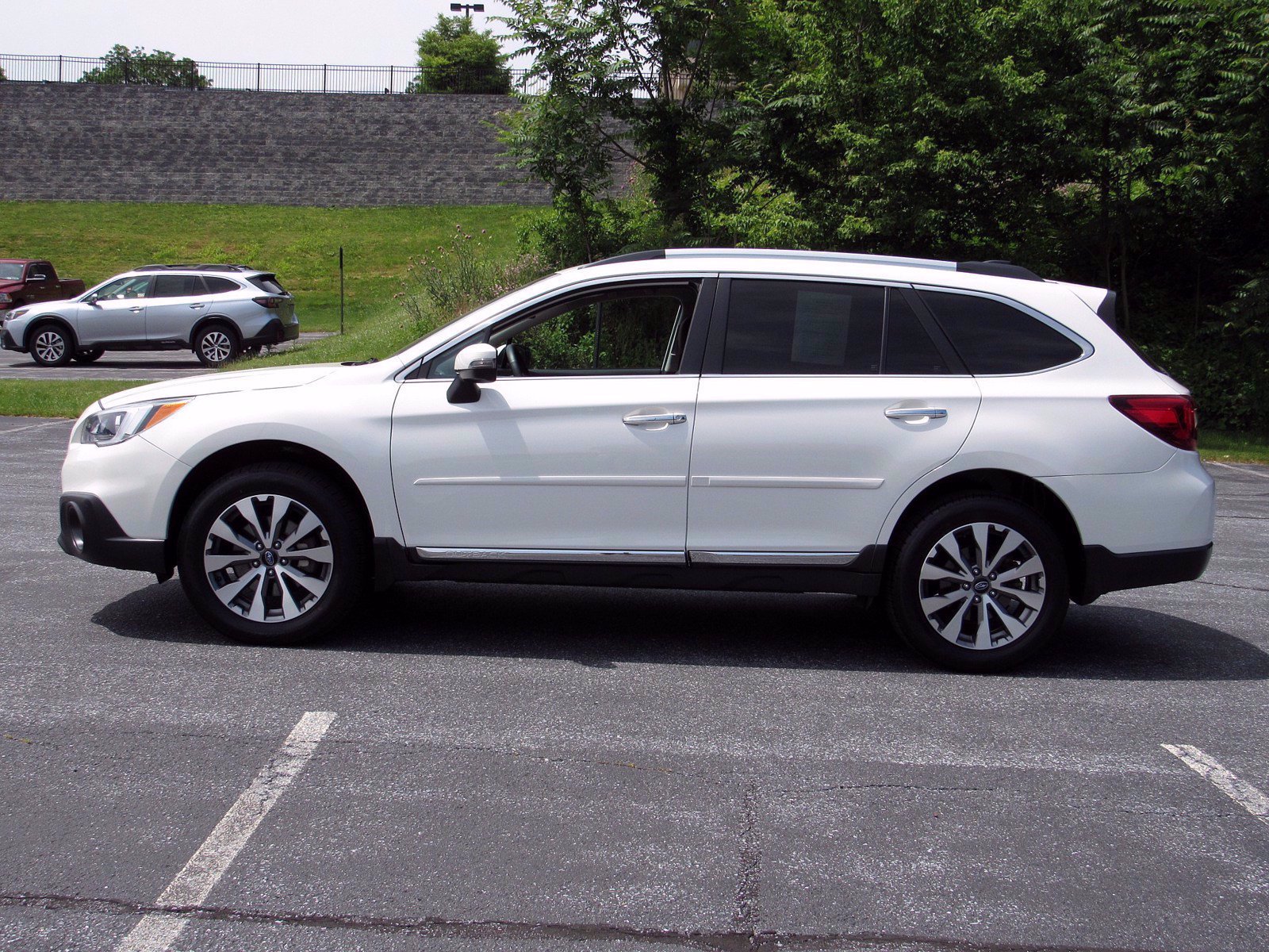 Subaru outback touring